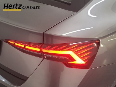 2025 Skoda Octavia - photo 8