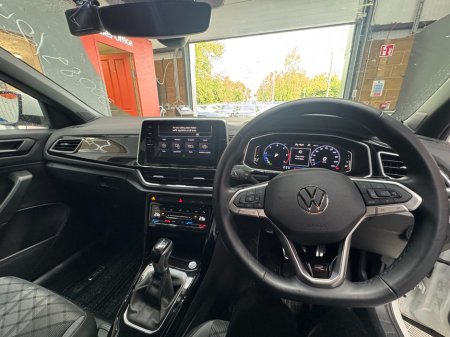 2024 Volkswagen T-Roc - photo 15