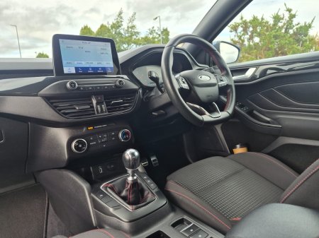 2021 Ford Focus - photo 15