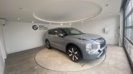 2026 Mitsubishi Outlander - photo 2