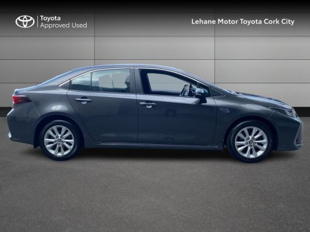 2023 Toyota Corolla - photo 3