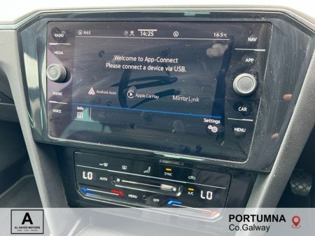 2022 Volkswagen Passat - photo 11
