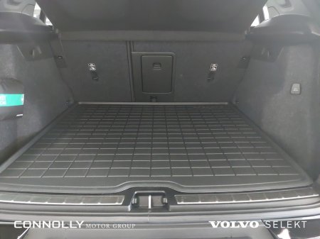 2022 Volvo XC40 - photo 8