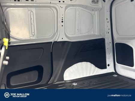 2027 Peugeot Partner - photo 11