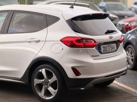 2020 Ford Fiesta - photo 21