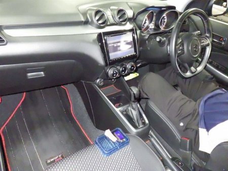 2021 Suzuki Swift - photo 5