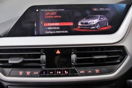 2020 BMW 1-Series - photo 23