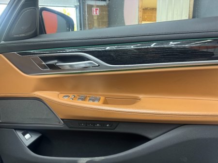 2021 BMW 7-Series - photo 16