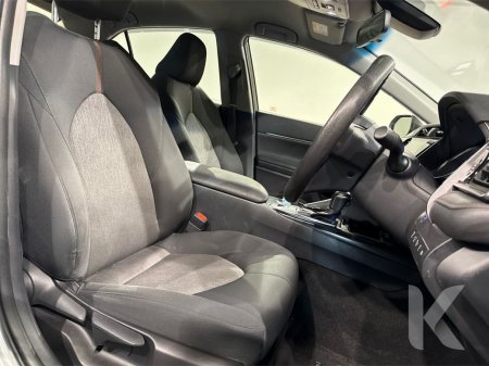 2020 Toyota Camry - photo 17