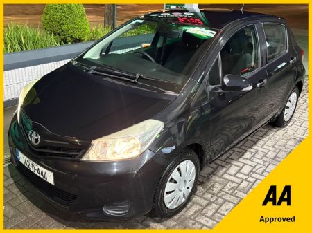 2014 Toyota Yaris - photo 2