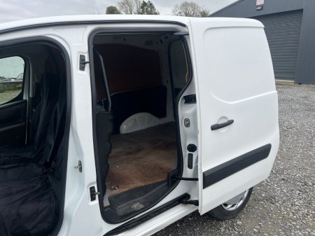 2018 Peugeot Partner - photo 5