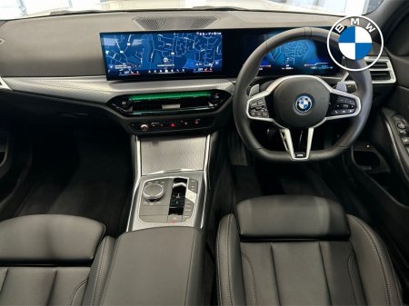 2026 BMW 3-Series - photo 4