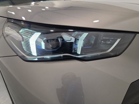 2024 BMW 5-Series - photo 20