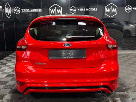 2016 Ford Focus - photo 10
