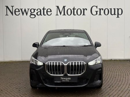 2025 BMW 2-Series - photo 2