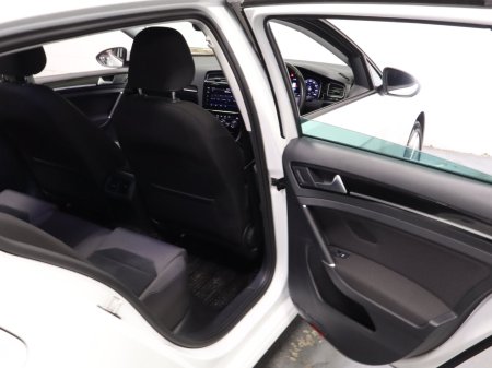 2018 Volkswagen Golf - photo 27