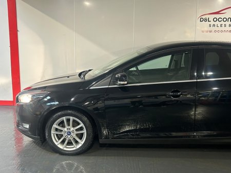 2017 Ford Focus - photo 13