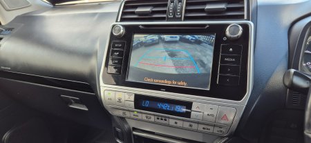 2020 Toyota Land Cruiser - photo 9