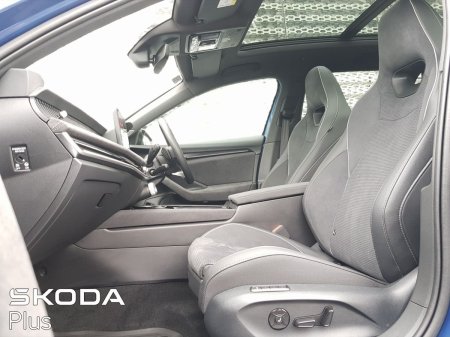 2025 Skoda Superb - photo 3