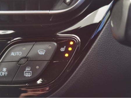 2023 Toyota C-HR - photo 16