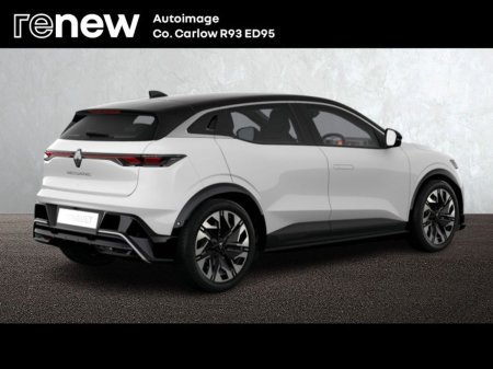 2027 Renault Megane E-Tech - photo 2