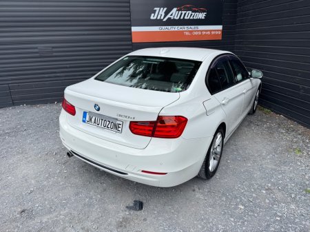 2013 BMW 3-Series - photo 4