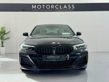 2021 BMW 5-Series - photo 2