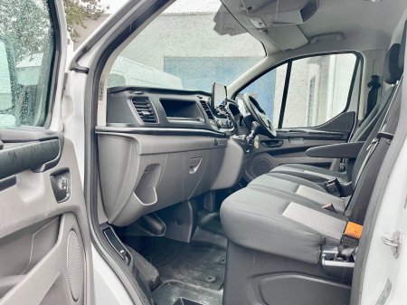 2023 Ford Transit Custom - photo 23