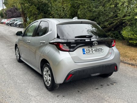 2023 Toyota Yaris - photo 3