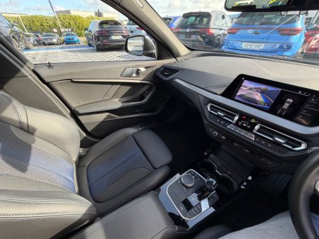 2021 BMW 1-Series - photo 32
