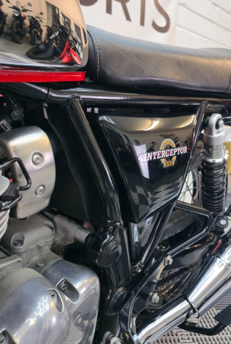 2025 ROYAL ENFIELD Interceptor 650 - photo 16
