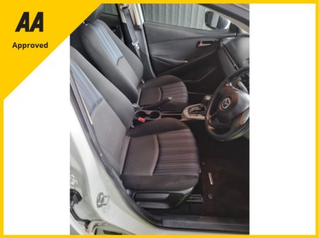 2016 Mazda Demio - photo 10