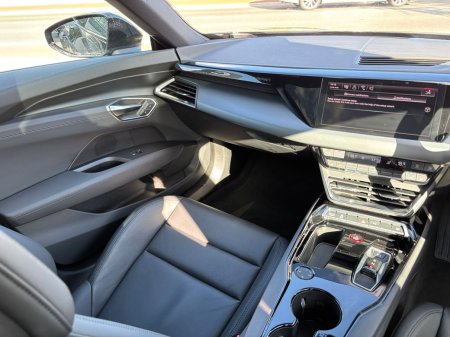 2024 Audi e-tron GT - photo 14