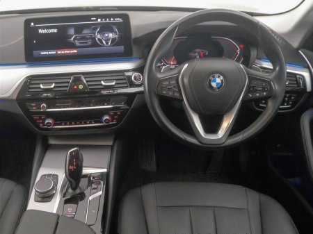 2023 BMW 5-Series - photo 5