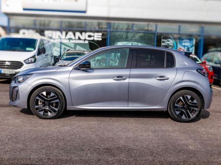 2025 Peugeot 208 - photo 13