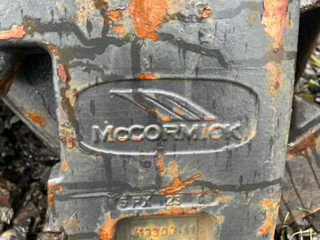 2010 McCormick 4 - photo 2