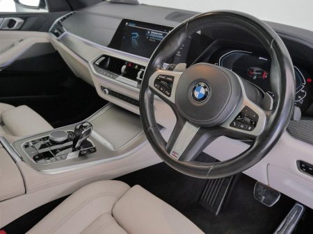 2021 BMW X5 - photo 6