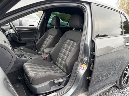 2017 Volkswagen Golf - photo 16