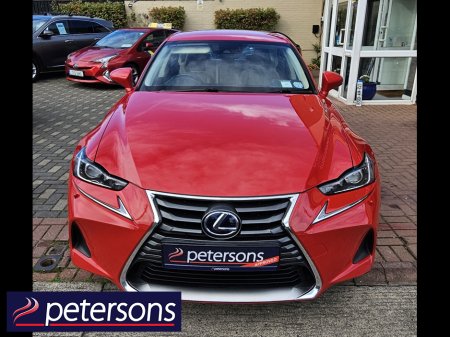2017 Lexus IS - photo 3