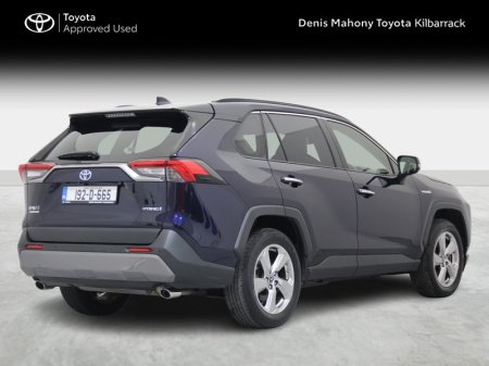 2019 Toyota RAV4 - photo 2