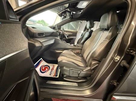 2023 Peugeot 5008 - photo 16