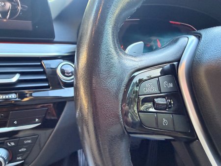 2020 BMW 5-Series - photo 15