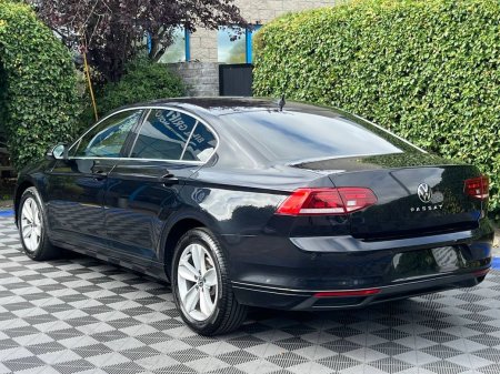 2022 Volkswagen Passat - photo 5
