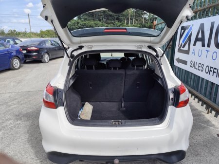 2016 Nissan Pulsar - photo 15