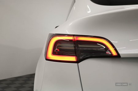 2023 Tesla Model Y - photo 10