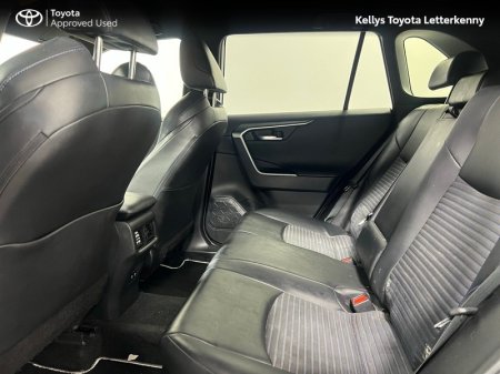 2019 Toyota RAV4 - photo 7