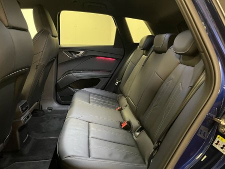 2024 Audi Q4 e-tron - photo 8