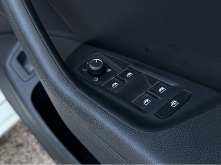 2018 Volkswagen Passat - photo 13