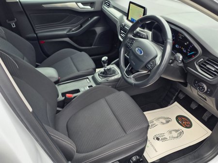 2019 Ford Focus - photo 14
