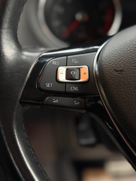 2015 Volkswagen Polo - photo 11